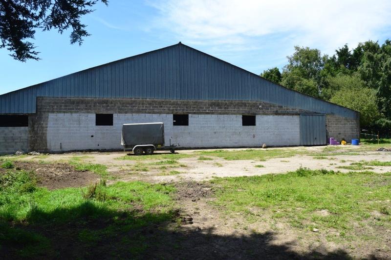 Maison - 171 m² - 9 pièces