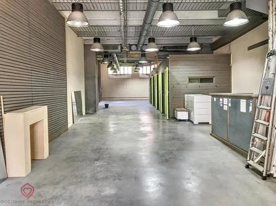 Entrepôt - 154 m² - 2 pièces