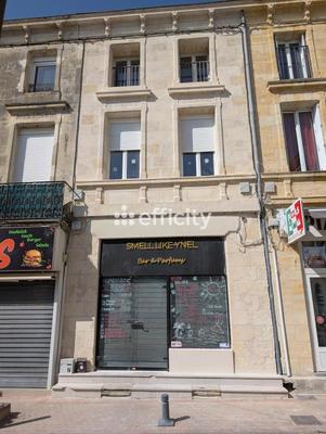 Immeuble - 180 m² - 6 pièces