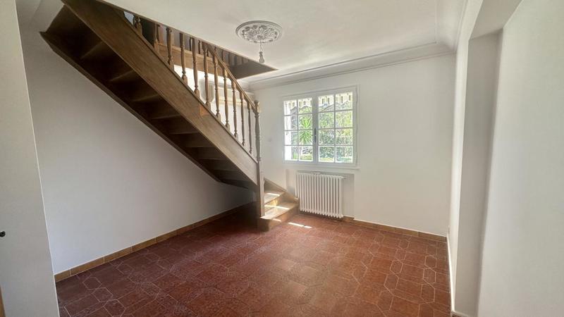 Villa - 264 m² - 7 pièces