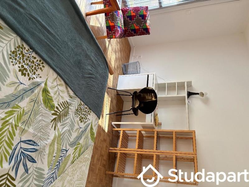 Chambre - 12 m² - 1 pièce