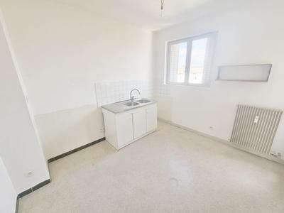 Appartement - 72 m² - 4 pièces