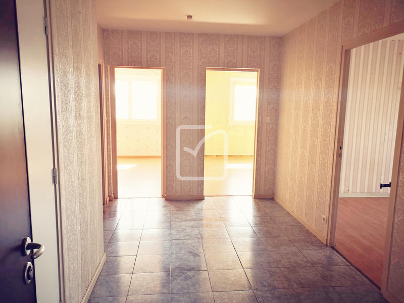 Appartement - 81 m² - 4 pièces