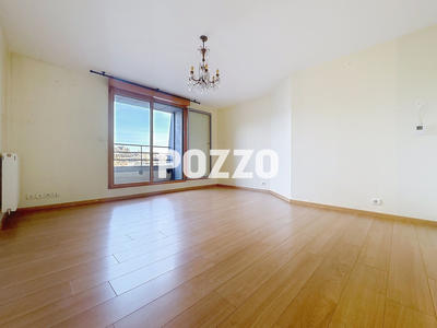 Appartement - 96 m² - 3 pièces