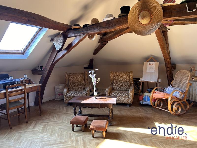 Maison - 182 m² - 6 pièces