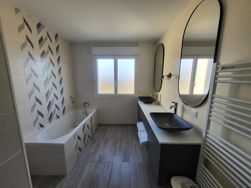 Maison - 97 m² - 5 pièces