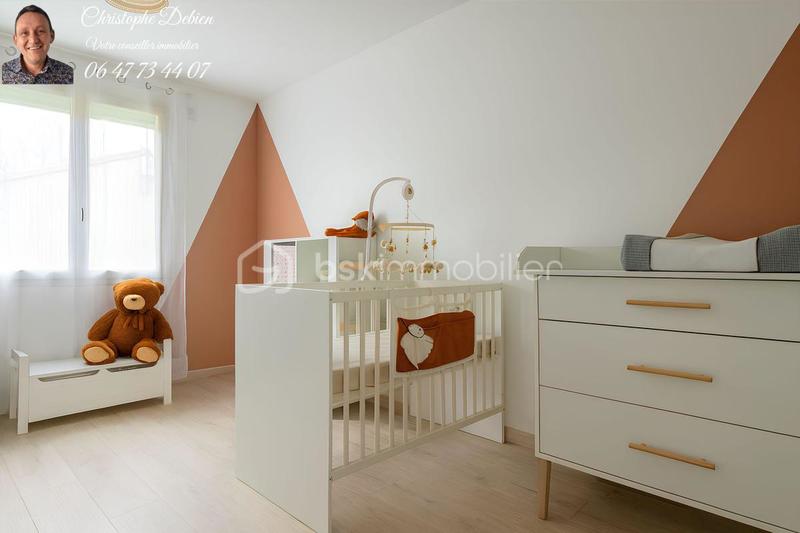 Pavillon - 172 m² - 7 pièces