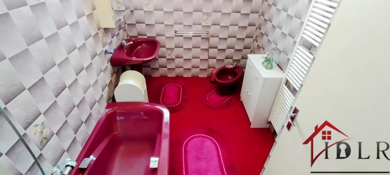 Maison - 93 m² - 5 pièces