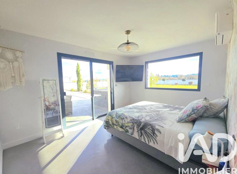 Maison - 244 m² - 6 pièces