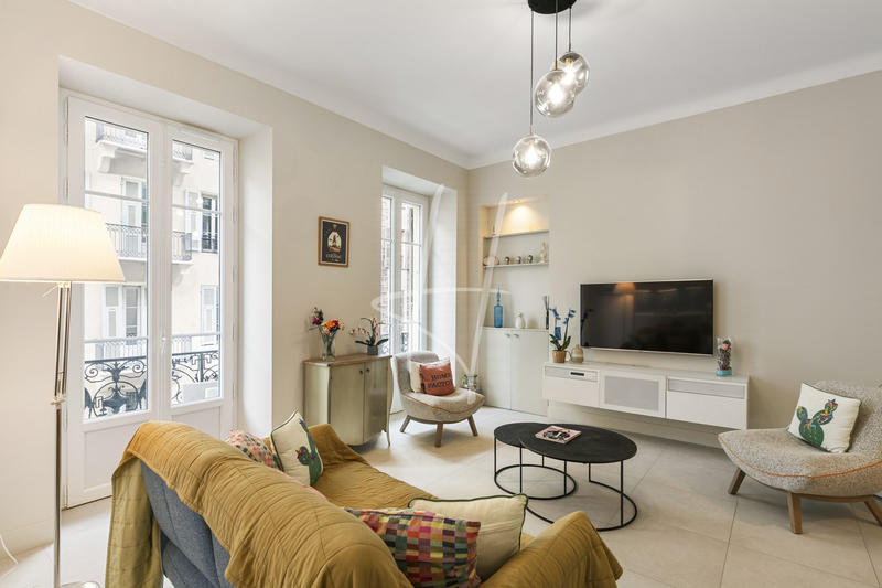 Appartement - 87 m² - 4 pièces