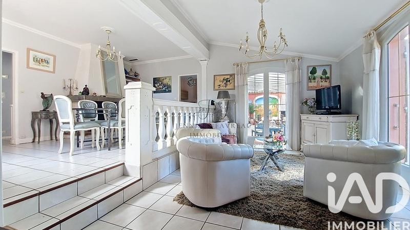 Maison - 165 m² - 5 pièces