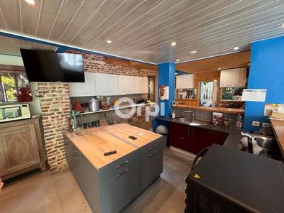 Maison - 338 m² - 6 pièces