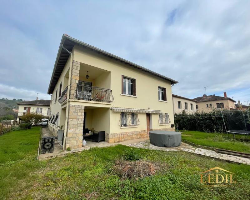 Maison de ville - 138 m² - 5 pièces