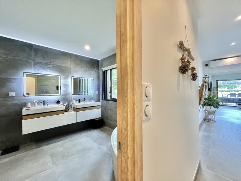 Villa - 169 m² - 5 pièces