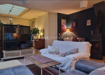 Maison bourgeoise - 157 m² - 8 pièces