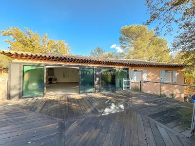 Maison - 174 m² - 5 pièces