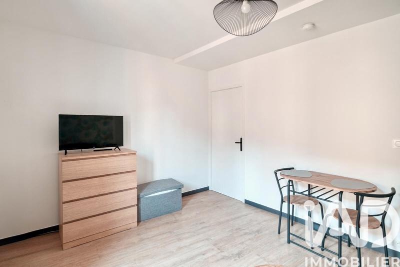 Studio - 24 m² - 1 pièce