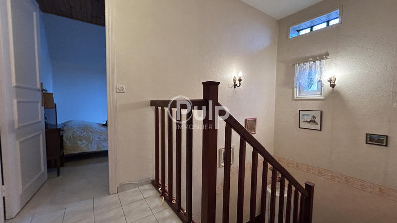 Maison - 102 m² - 6 pièces