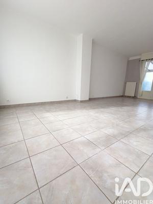 Maison - 82 m² - 5 pièces