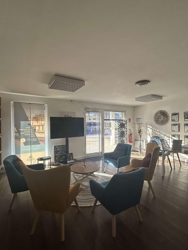 Bureau - 40 m² - 2 pièces