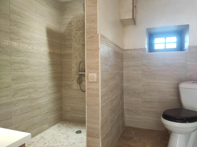 Maison - 210 m² - 8 pièces