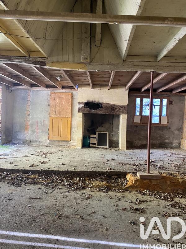 Maison de village - 300 m² - 3 pièces