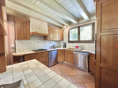 Appartement - 156 m² - 7 pièces