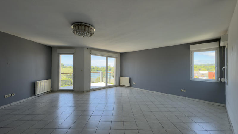 Appartement - 94 m² - 4 pièces