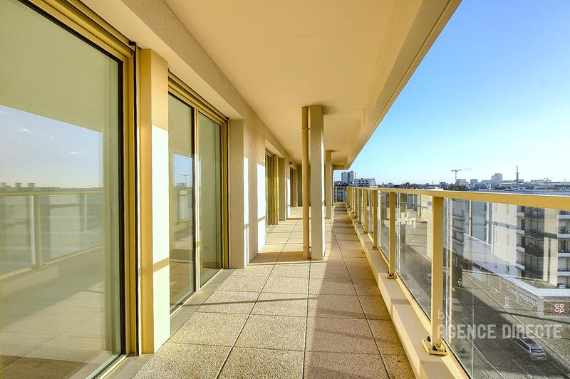 Appartement - 105 m² - 4 pièces