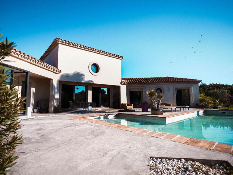 Demeure - 205 m² - 4 pièces