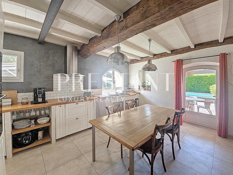 Maison - 152 m² - 5 pièces