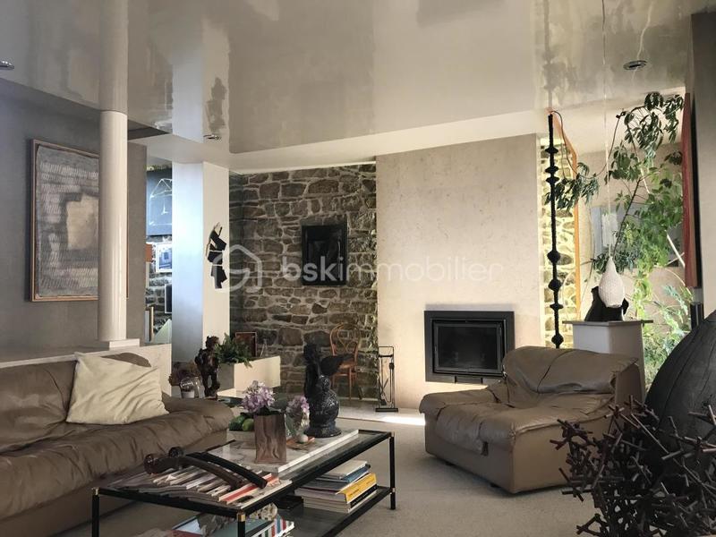 Loft - 308 m² - 12 pièces