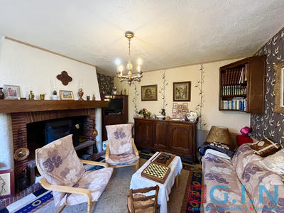 Maison - 276 m² - 5 pièces