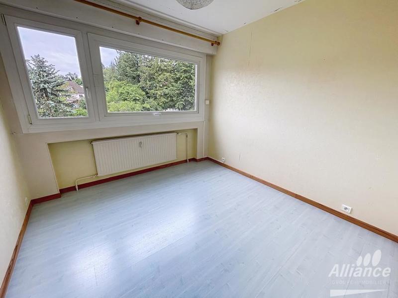 Appartement - 93 m² - 5 pièces