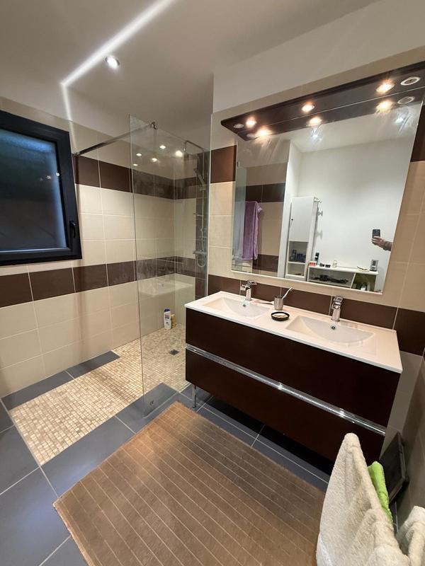 Villa - 84 m² - 3 pièces