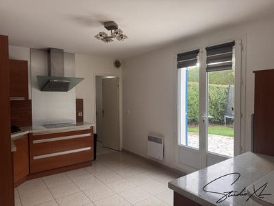 Maison traditionnelle - 121 m² - 7 pièces