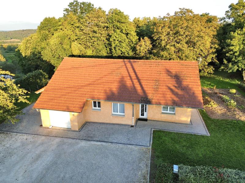 Maison - 105 m² - 6 pièces