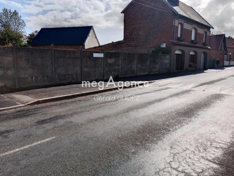 Terrain constructible - 657 m²