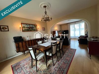 Maison - 99 m² - 4 pièces