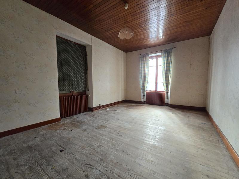 Maison - 180 m² - 10 pièces