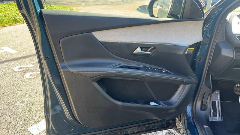 Peugeot 3008 1.6 Thp 225 Hybrid e-Eat8 Gt