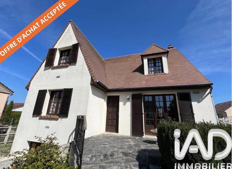 Maison - 135 m² - 6 pièces