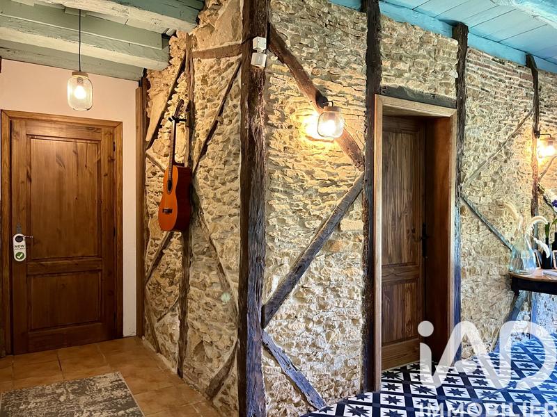 Maison - 224 m² - 8 pièces