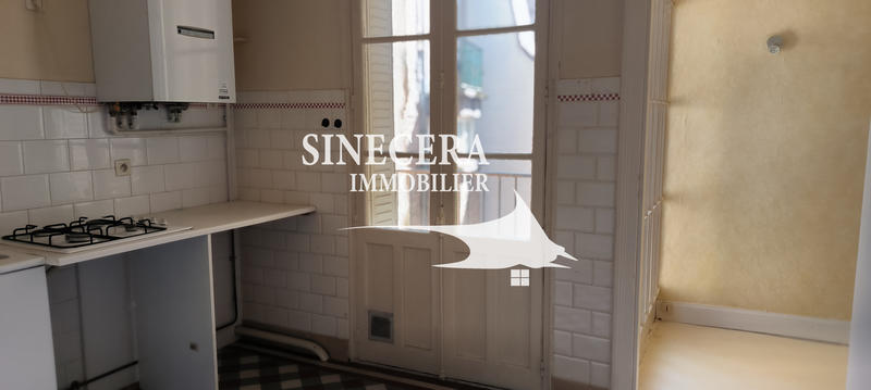 Appartement - 210 m² - 3 pièces