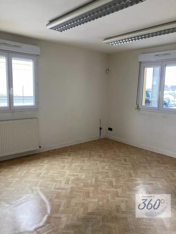 Local d'activités - 423 m²