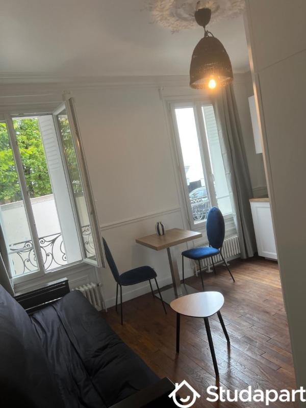 Chambre - 13 m² - 1 pièce