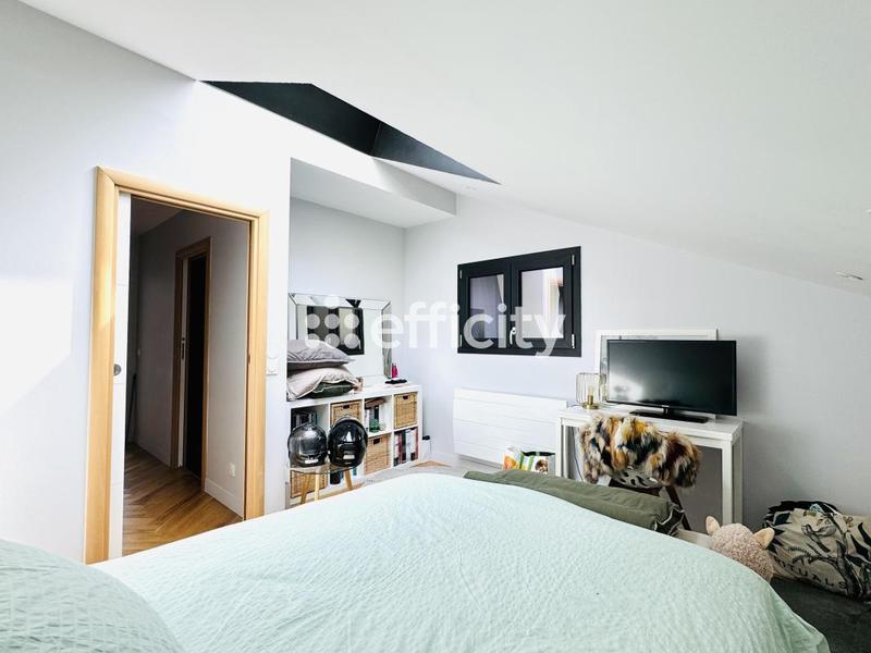 Bureau - 150 m² - 5 pièces