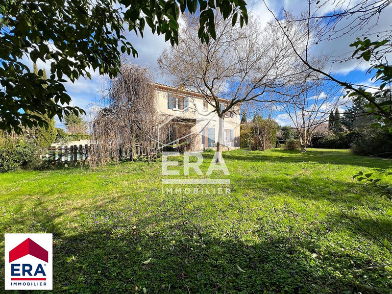 Maison - 140 m² - 7 pièces