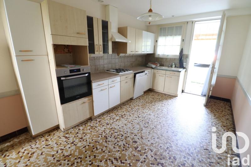 Maison - 193 m² - 8 pièces