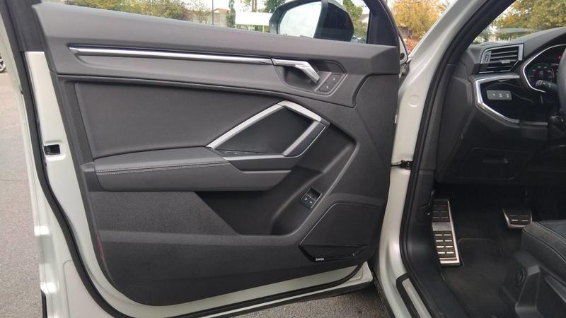 Audi Q3 1.4 Tfsi E 245.0 s line